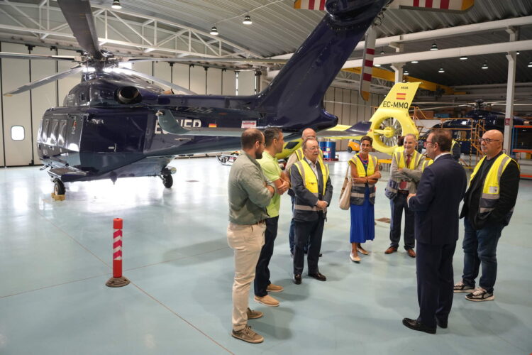 ciudad-visita-instalaciones-compania-aerea-helity-1-00003