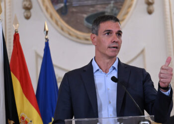 comparecencia-pedro-sanchez-crisis-migratoria-4