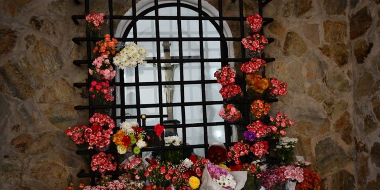 cristo-puente-afligidos-hornacina