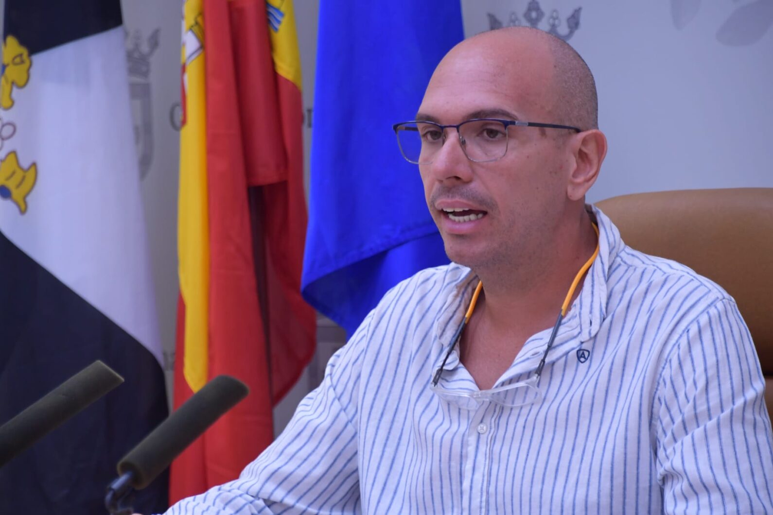 eduardo-ayala-pilar-orozco-rueda-prensa-contratos-cultura-14