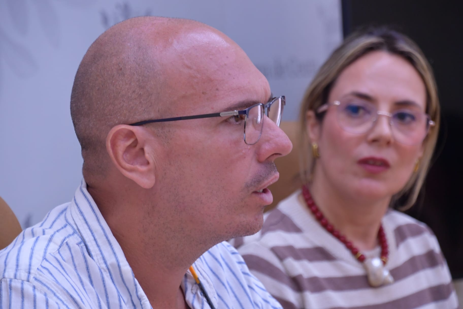 eduardo-ayala-pilar-orozco-rueda-prensa-contratos-cultura-5