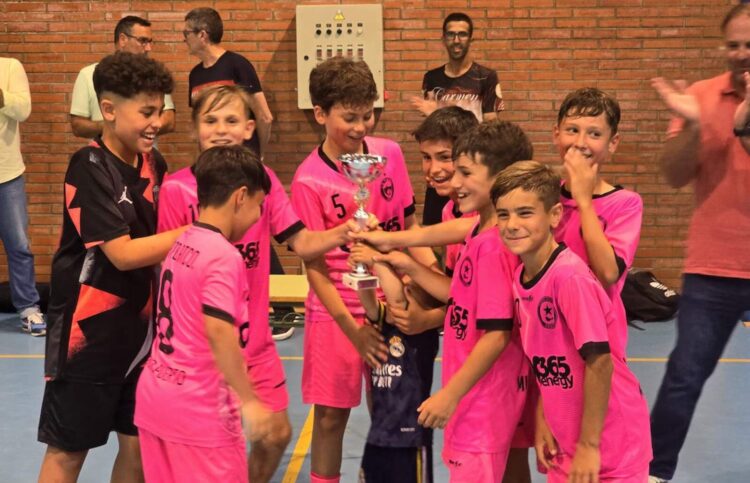 este-lunes-vuelve-xvi-torneo-futbol-sala-virgen-del-carmen