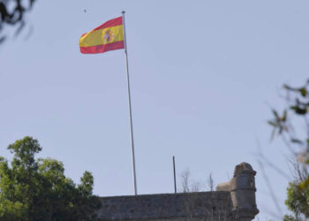 fortaleza-hacho-luce-bandera-espana-1