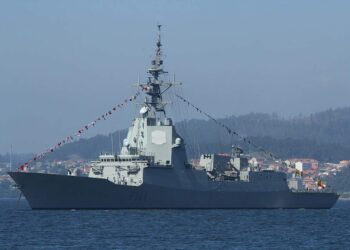 fragata-alvaro-bazan-refuerza-capacidad-combate-lanzamiento-misil-2