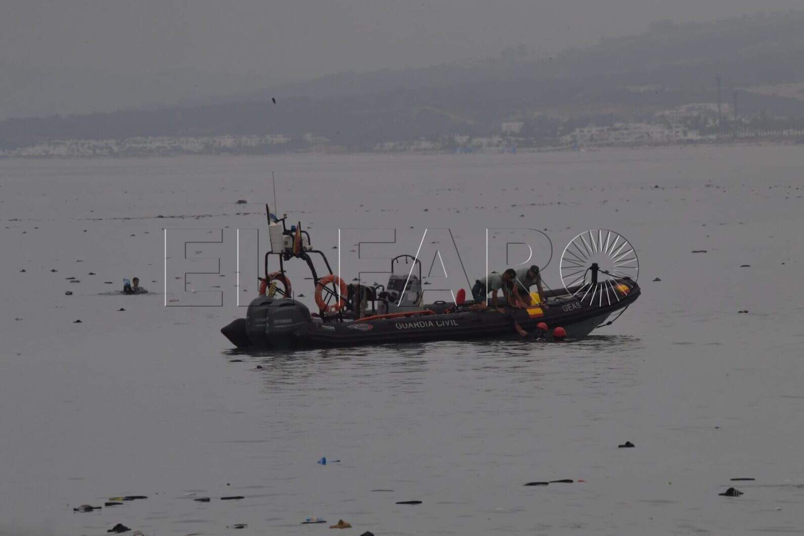 guardia-civil-frontera-inmigrantes-crisis-migratoria-10
