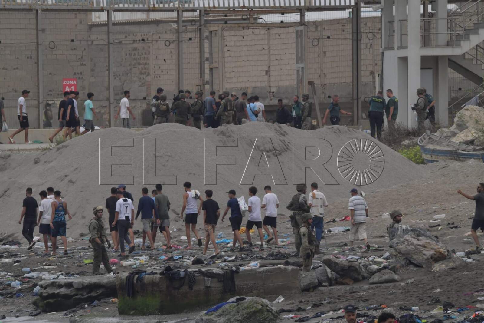guardia-civil-frontera-inmigrantes-crisis-migratoria-7