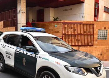 libertad-detenidos-guardia-civil-botellas-gas-risa