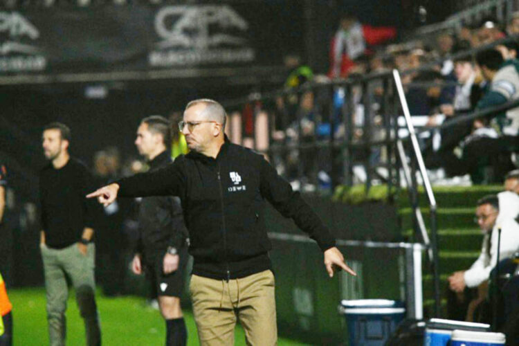 jose-juan-romero-entrenadores-liga-hypermotion