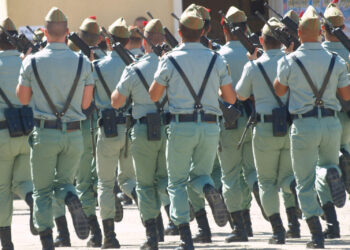 mirar-lado-maltrato-cuarteles-consecuencia-penal-legion
