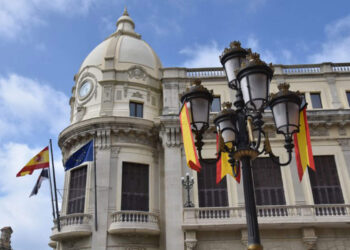 listas-aprobados-cinco-plazas-peon-dos-notificadores-ceuta