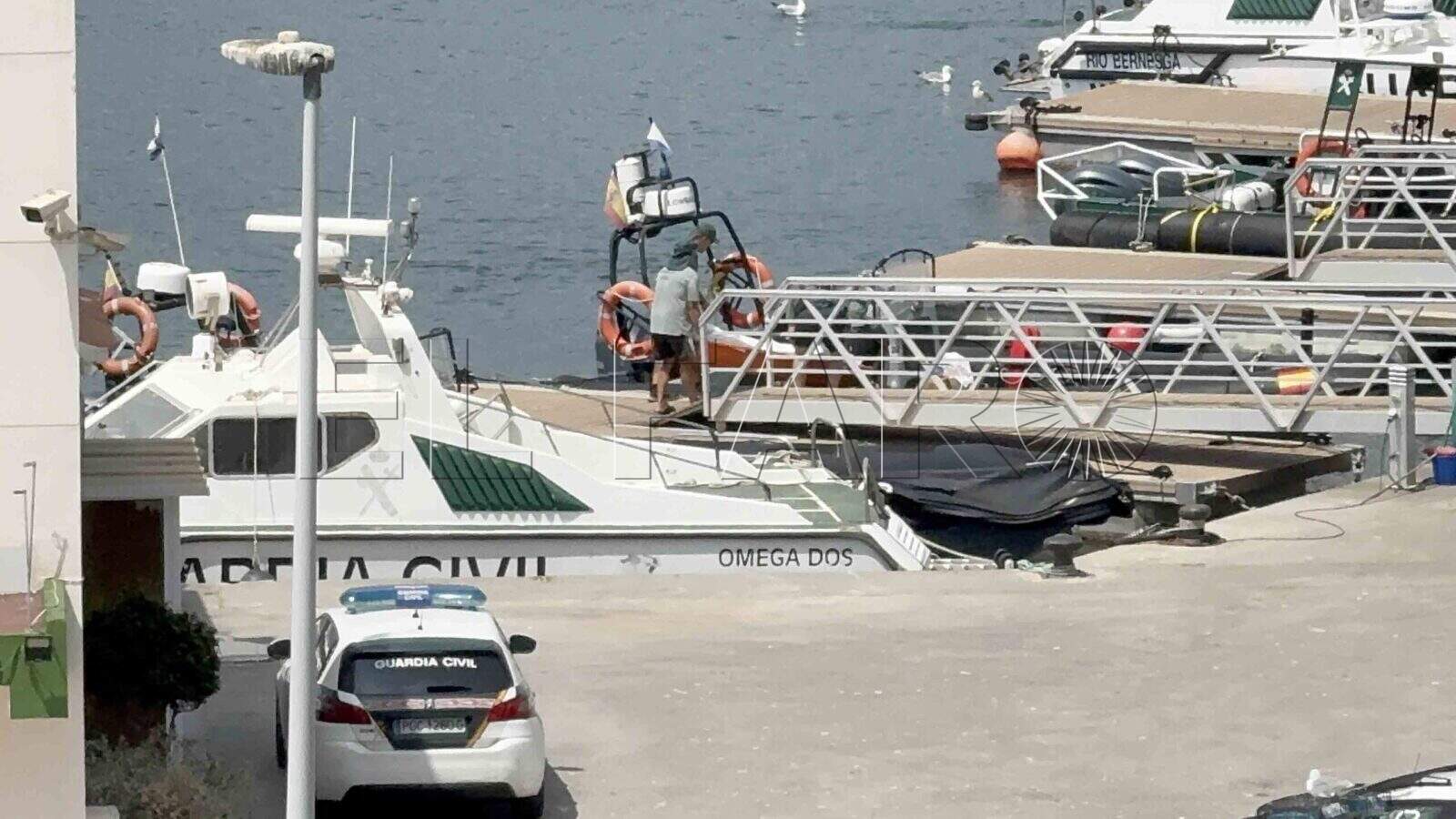 miercoles-tragico-guardia-civil-recoge-cadaveres-aguas-ceuta.jpeg
