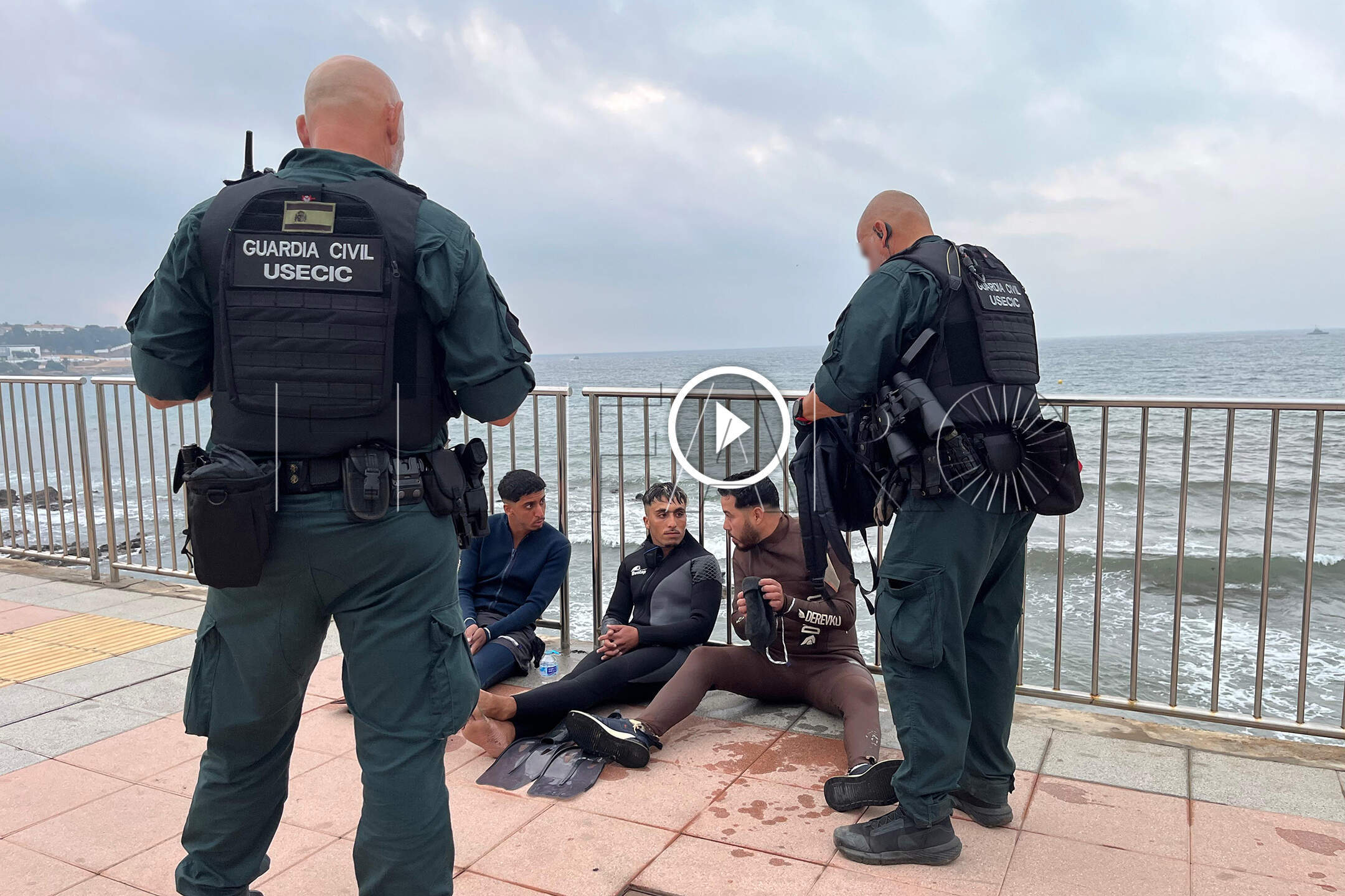 miniatura-madrugada-presion-autentica-locura-entradas-inmigrantes