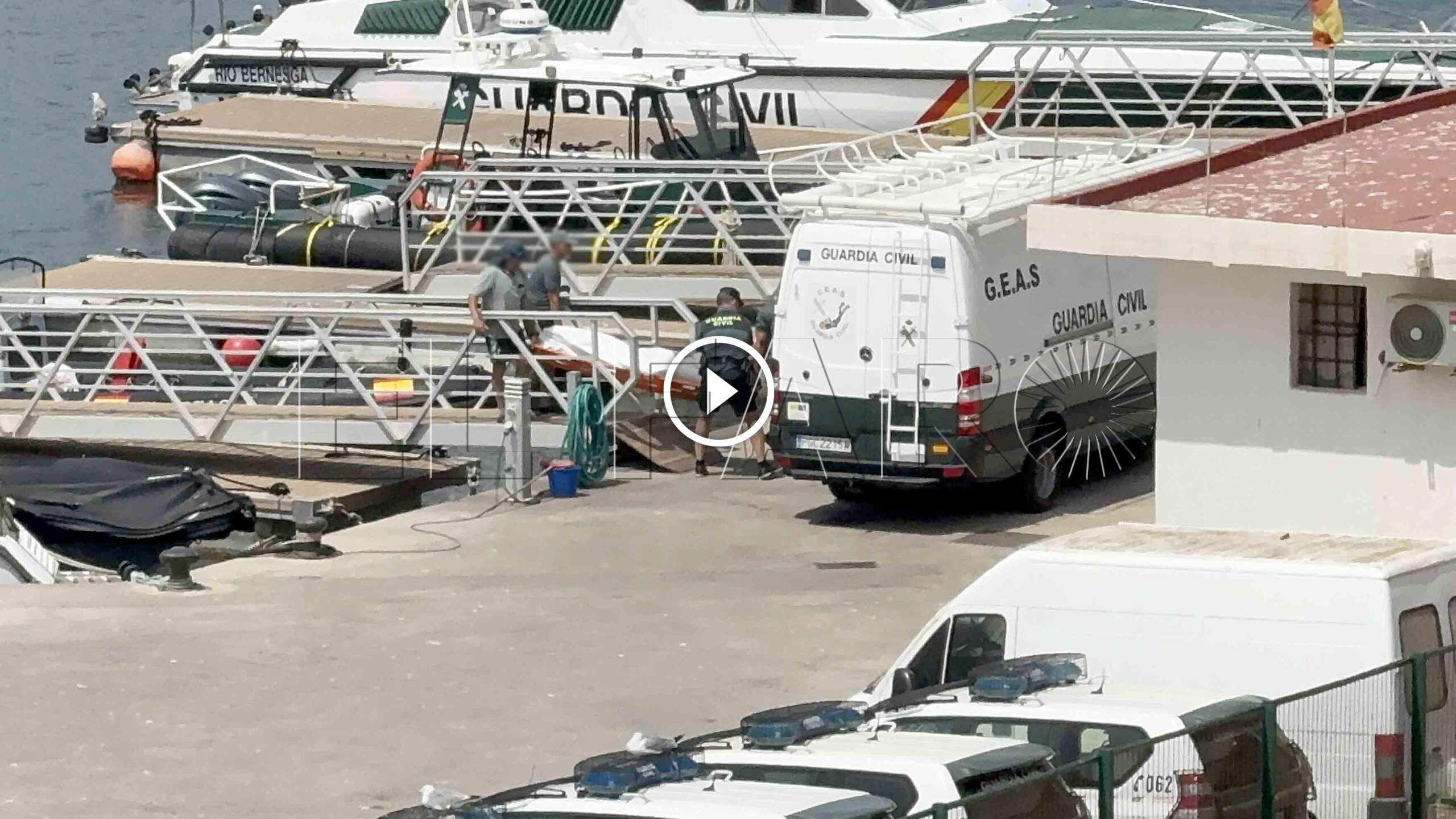 miniatura-miercoles-tragico-guardia-civil-recoge-cadaveres-aguas-ceuta