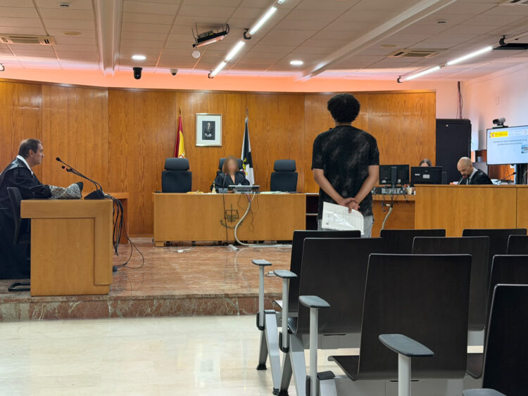 multa-resistirse-ensenar-dni-policia-puertas-jefatura