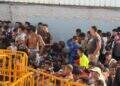 naves-tarajal-marroquies-policia-evita-lleguen-centro-ceuta-2