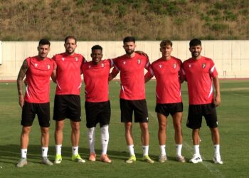 nueva-ilusion-ceuta-verde-seis-fichajes-ya-entrenan-grupo-2