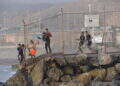 peor-crisis-migratoria-sufre-ceuta-inaccion-marruecos-fotos-frontera-inmigrantes-nado-guardia-civil-177