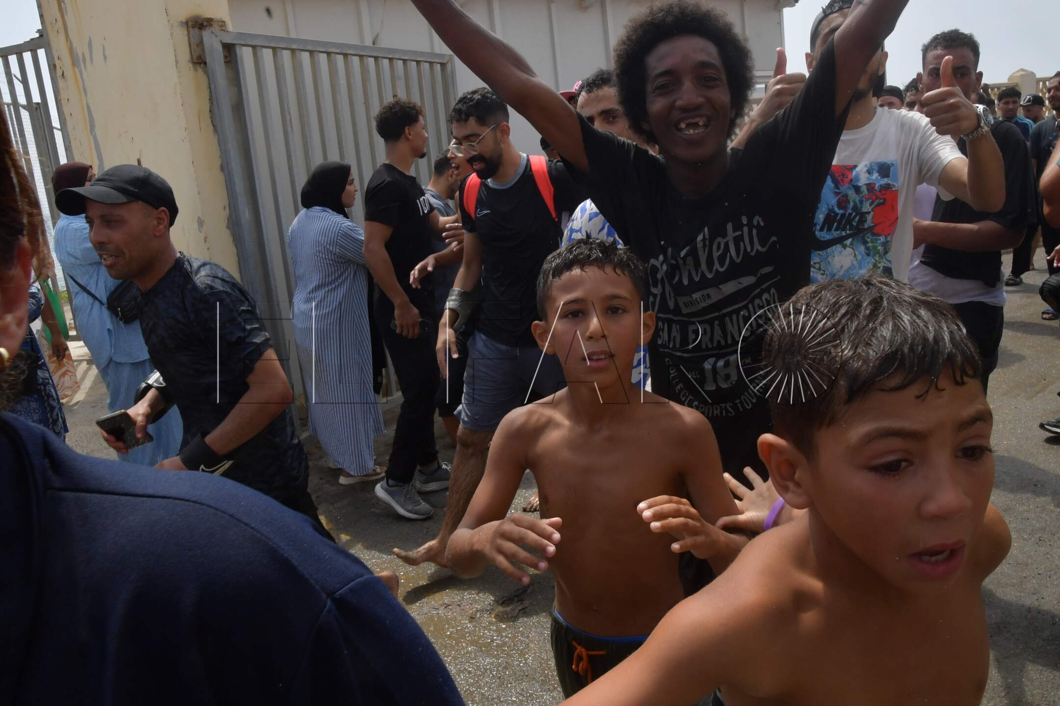 peor-crisis-migratoria-sufre-ceuta-inaccion-marruecos-fotos-frontera-inmigrantes-nado-guardia-civil-249