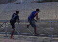 peor-crisis-migratoria-sufre-ceuta-inaccion-marruecos-fotos-frontera-inmigrantes-nado-guardia-civil-69
