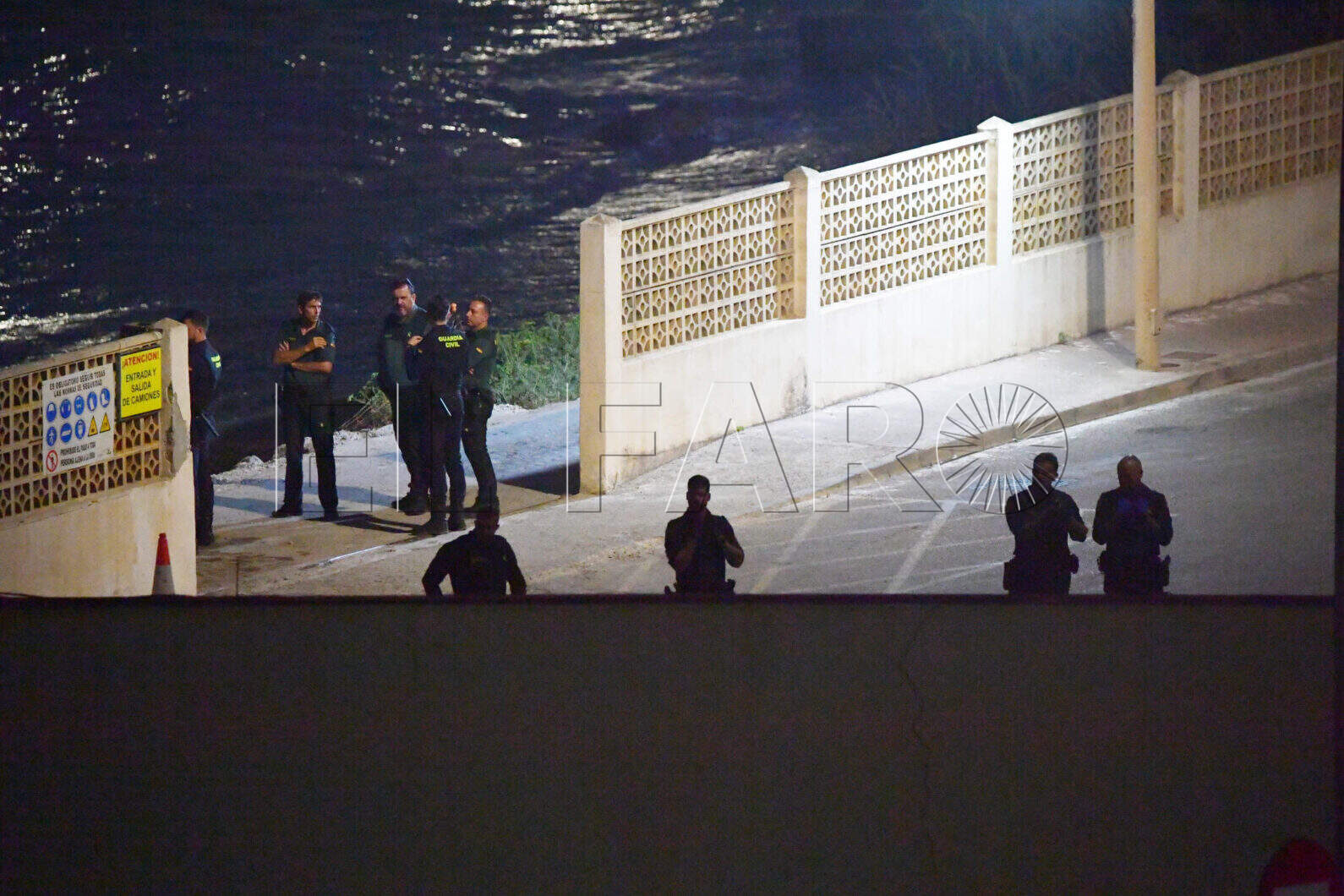 peor-crisis-migratoria-sufre-ceuta-inaccion-marruecos-fotos-frontera-inmigrantes-nado-guardia-civil-80