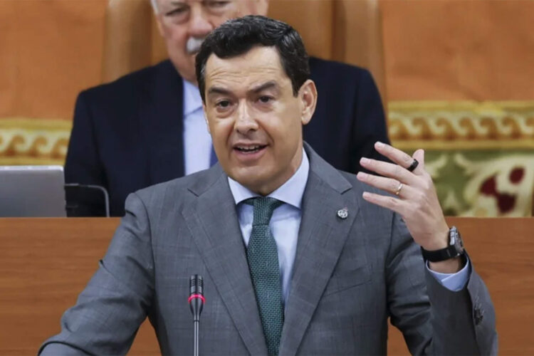 pp-vox-acuerdo-gobierno-andalucia-investir-juanma-moreno.jpg