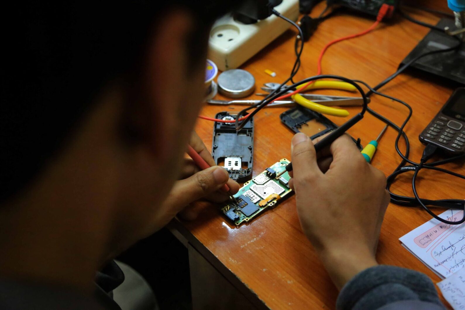 reparar-moviles-televisores-fuera-garantia-2