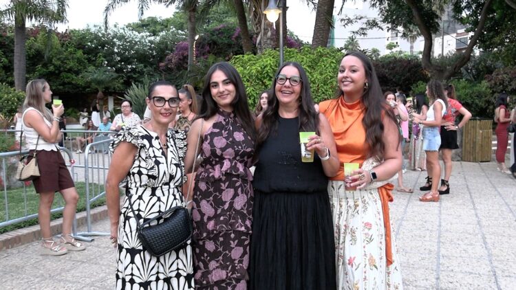 taburete-conquista-publico-pone-broche-oro-ceuta-music-park-23