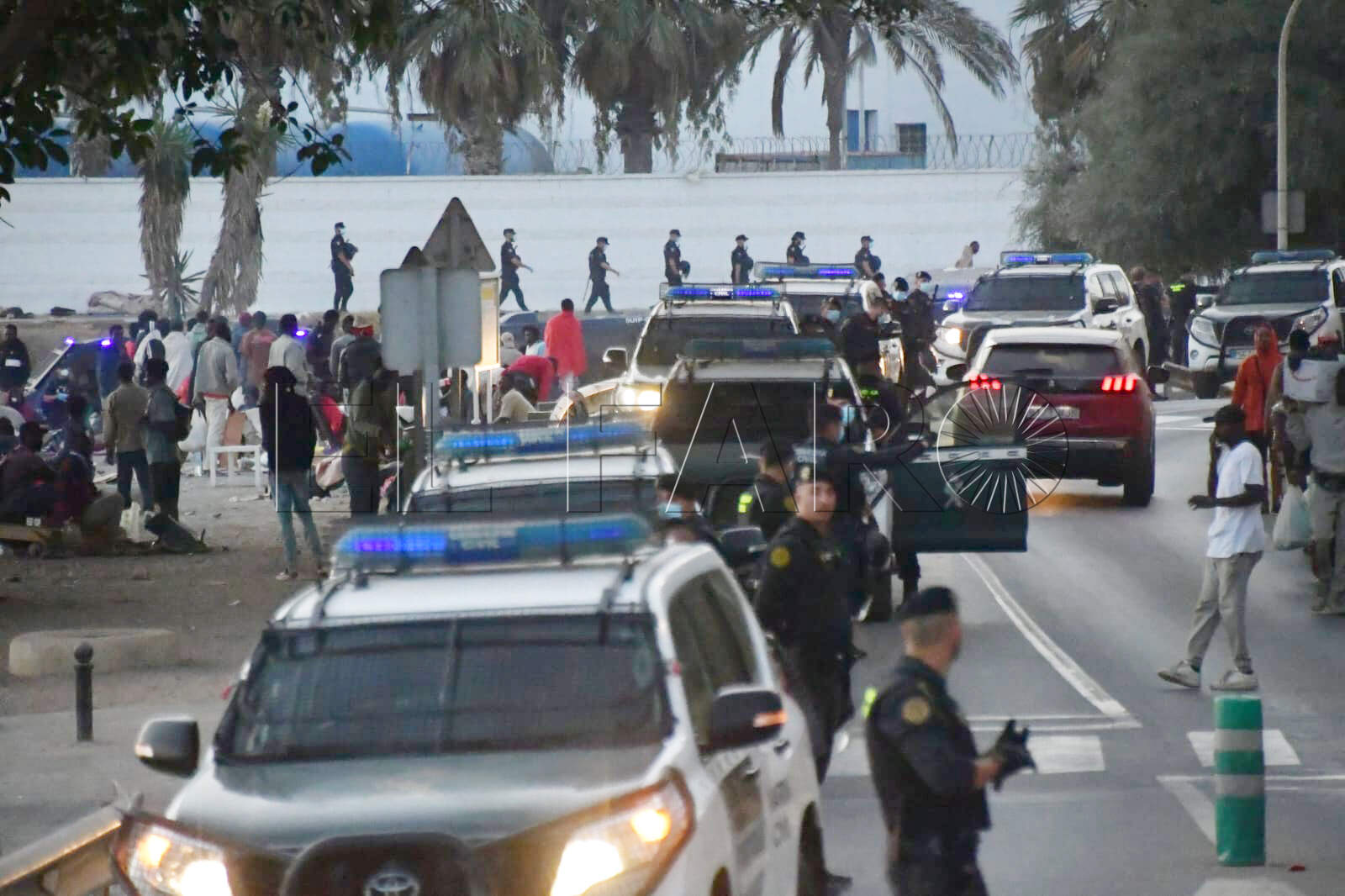 interior-reconocera-economicamente-policias-guardias-crisis-ceuta