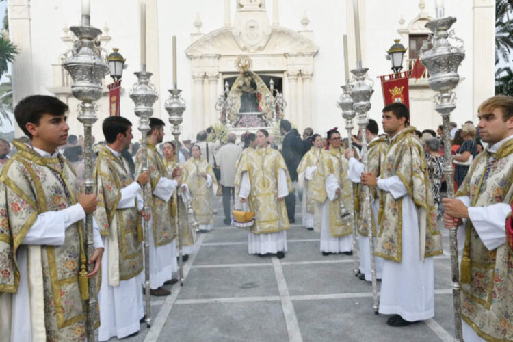 Procesion-Virgen-de-Africa-2025-036