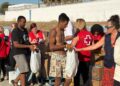 cruz-roja-abastece-cientos-inmigrantes-alimento-asistencia-medica