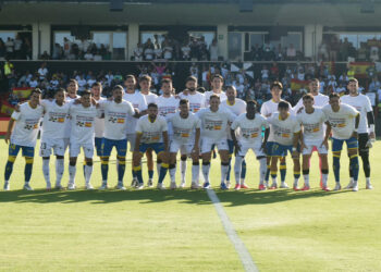 ad-ceuta-salta-cesped-defensa-gente-finalmente-apoyo-ud-las-palmas Image 2026-08-22 at 19.13.50 (1)