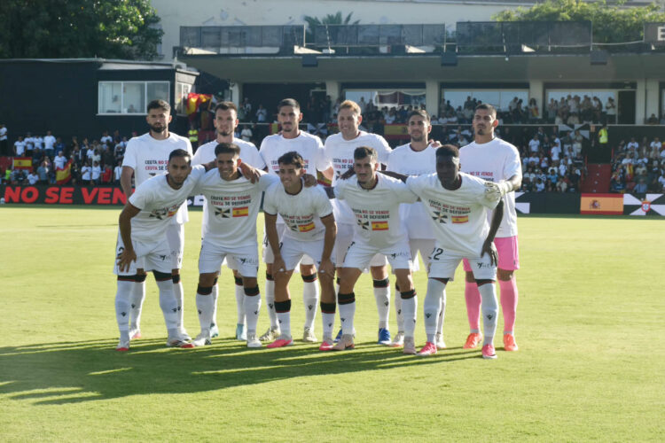 ad-ceuta-salta-cesped-defensa-gente-finalmente-apoyo-ud-las-palmas Image 2026-08-22 at 19.13.50