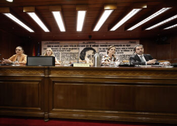 albares-silla-vacia-comision-senado-ceuta