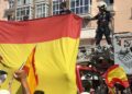 ceuta-es-espana-ceuta-no-se-vende-caballas-llenan-plaza-reyes-manifestacion-convocada-bomberos-10
