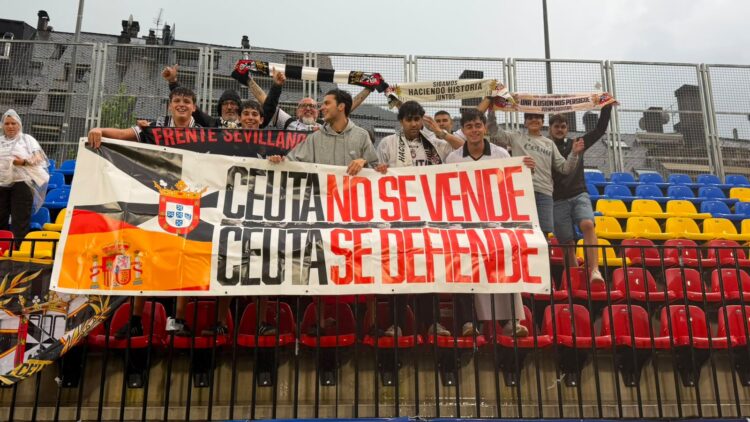 ceuta-no-se-vende-ceuta-se-defiende-pancarta-partido-andorra