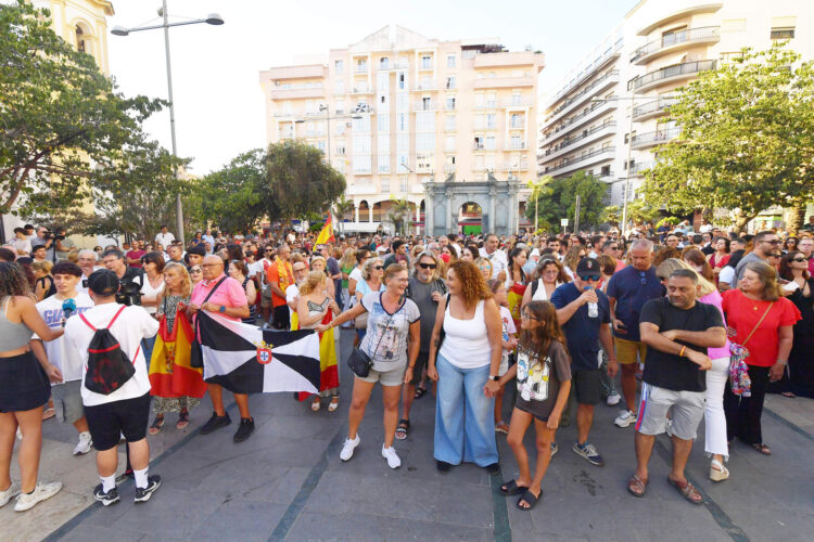 ceuta-nos-necesita-concentracion-crisis-inmigracion