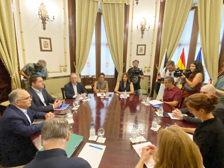 ciudad-pide-monica-garcia-atienda-demandas-sanitarias-situacion-critica-ceuta