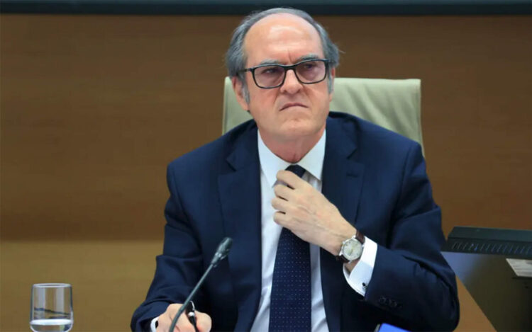defensor-pueblo-admite-queja-colegio-medicos-ceuta-inicia-investigacion