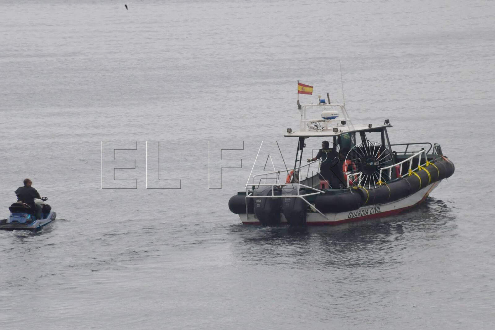 dinero-pase-inmigrantes-ceuta-algeciras-negocio-avalancha