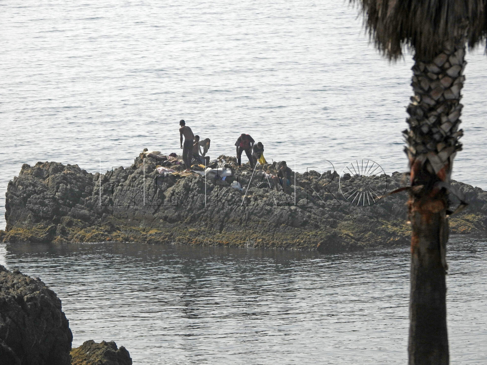 dos-caras-entrada-masiva-ceuta-asentamientos-retorno-inmigrantes