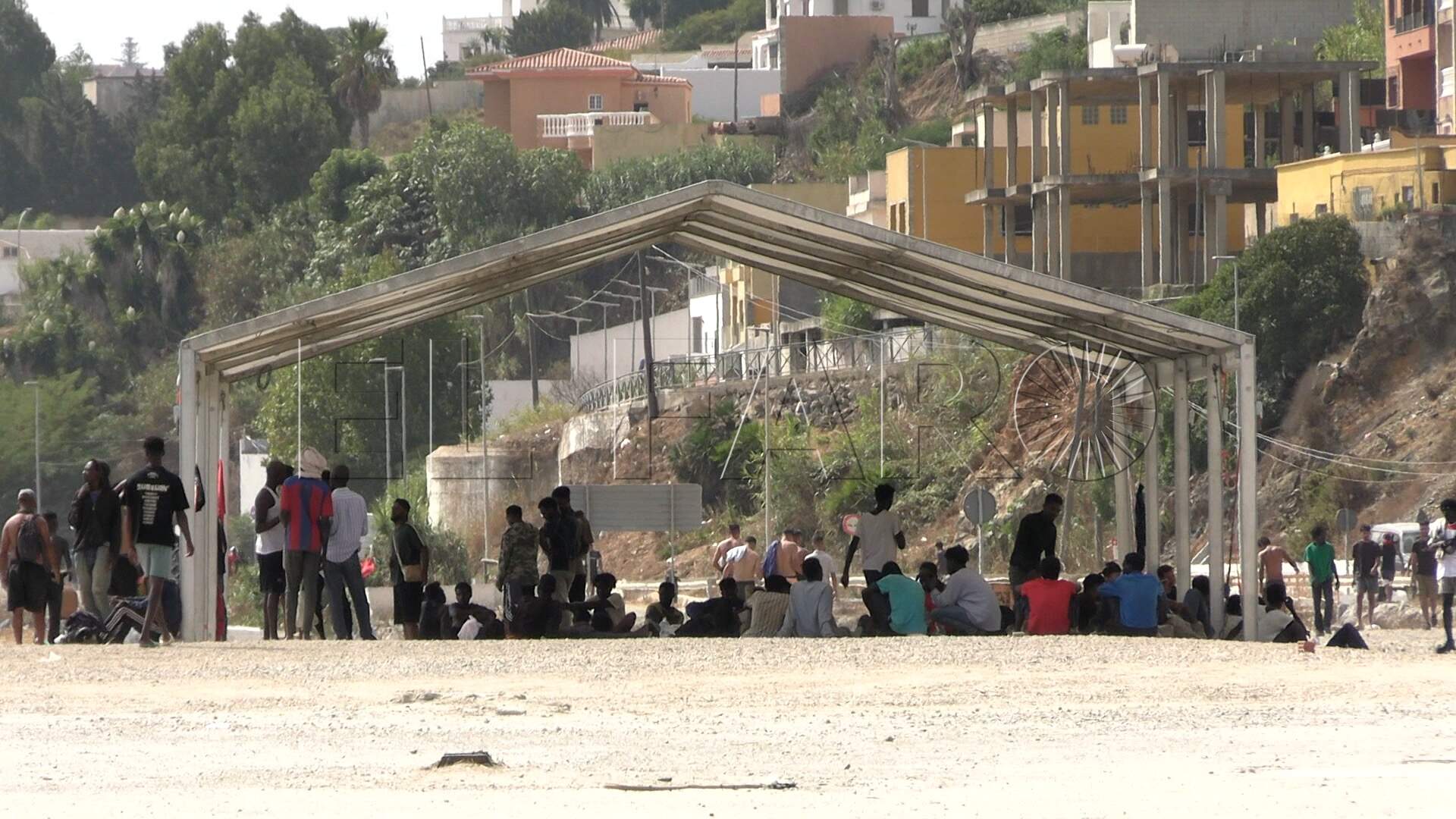 gobierno-habilita-espacios-inmigrantes-loma-colmenar-hipica-quejas-1