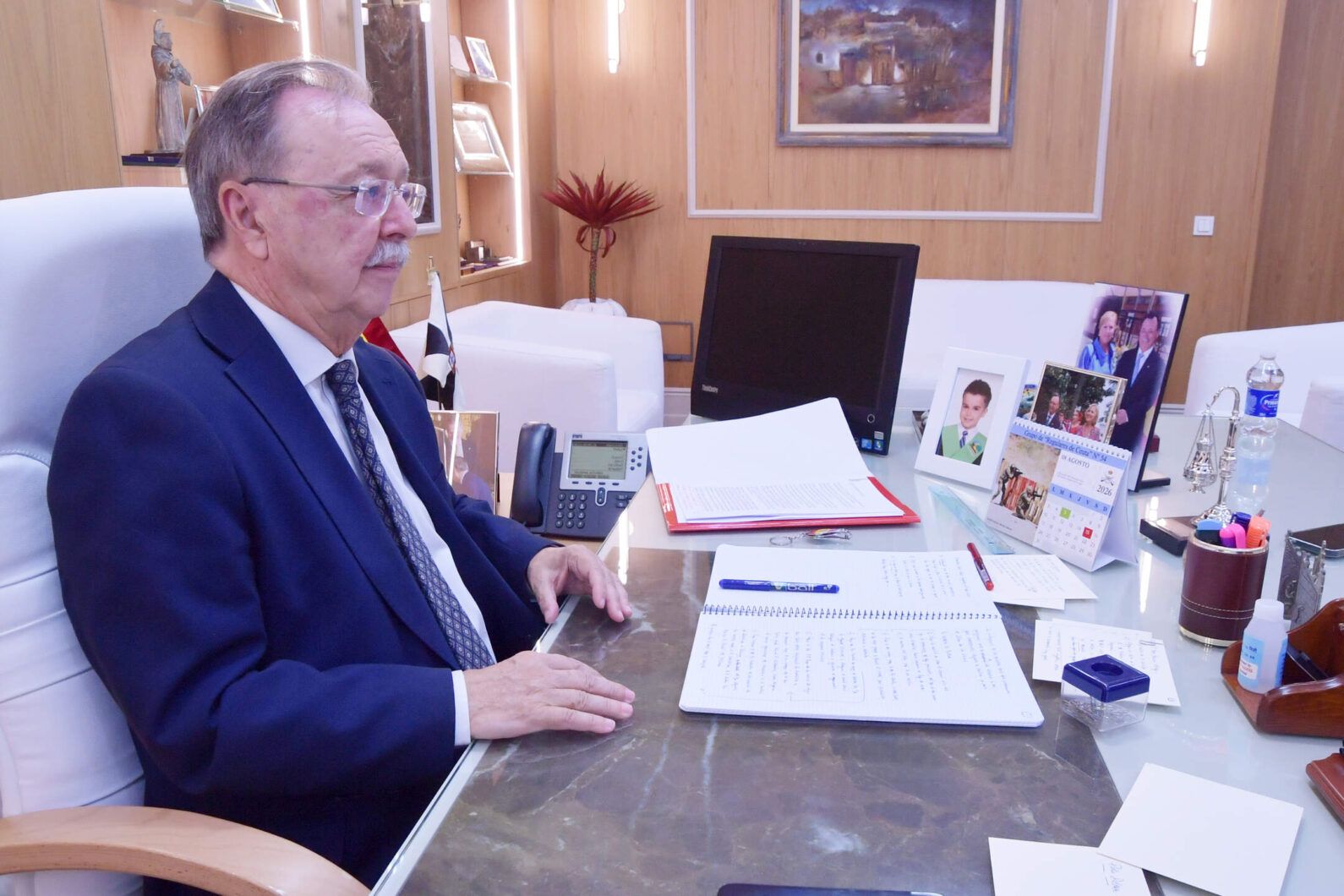 juan-vivas-presidente-ciudad-entrevista-mes-entrada-masiva-inmigrantes-1