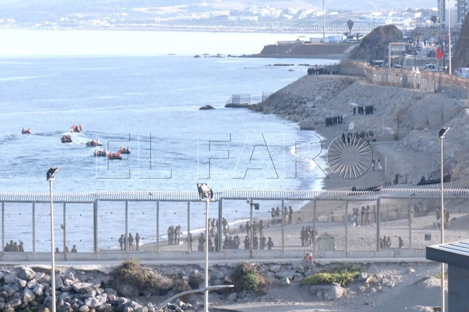 marruecos-exhibe-refuerzos-convocatoria-otra-entrada-masiva-ceuta-fotos-020