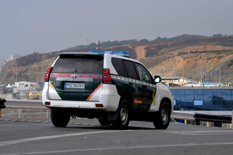 menos-policias-mejores-leyes