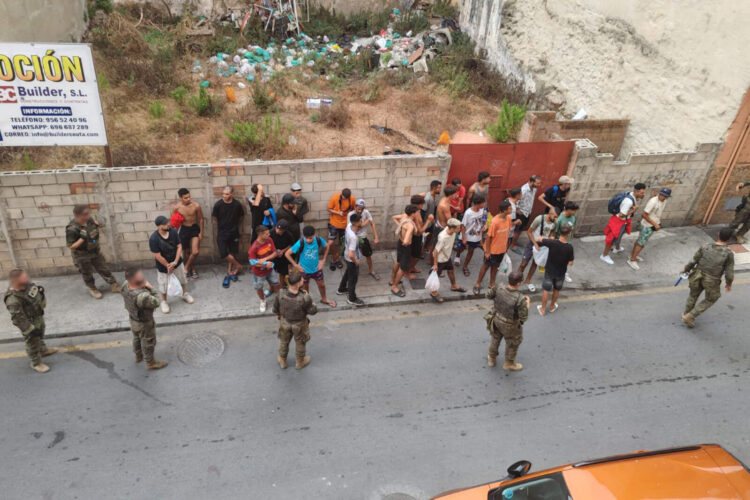 militares-inmigrantes-entrada-masiva-devoluciones