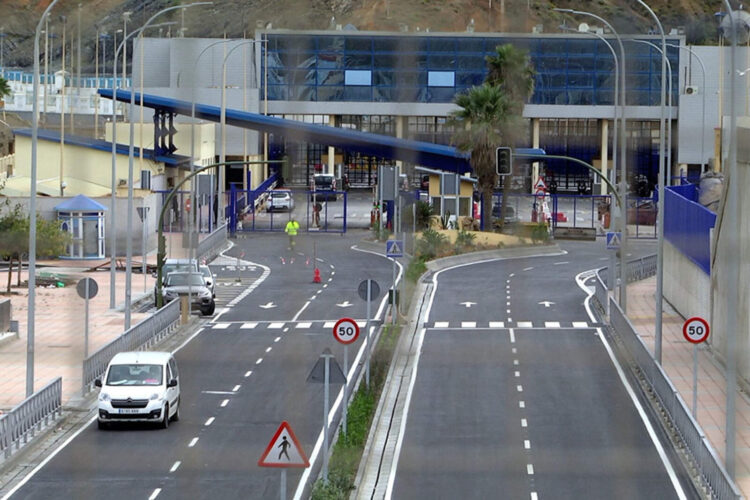 politicos-gobierno-central-hundiendo-ceuta-temor-marruecos