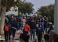 policia-nacional-desaloja-entrada-explanada-loma-colmenar-inmigrantes-16