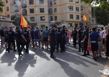 policia-nacional-manifestacion-ceuta