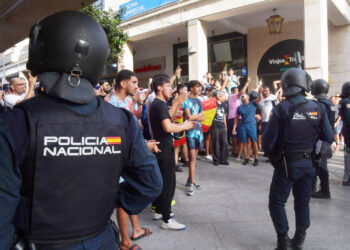 portada-ceuties-salen-calle-manifestaciones-nucleo-nacional-alvise-perez