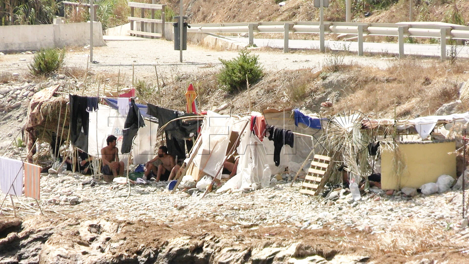 portada-playa-trampolin-naves-tarajal-crisis-tras-entrada-masiva-ceuta-15-agosto-4